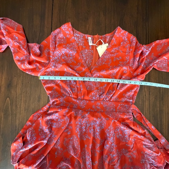 NWT Dokotoo Women's Bohemian Floral Flowy Dress, V- Neck, Size Medium - Picture 11 of 15